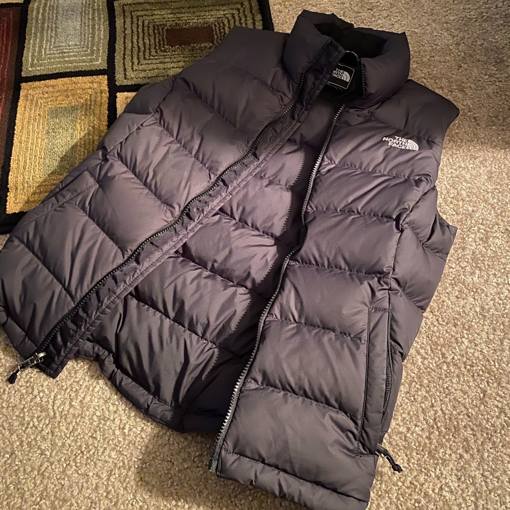 Northface Vest 🌍